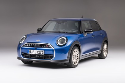 Mini Cooper 5 Door revealed in full