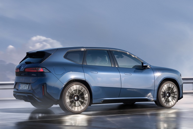 P90616786_highRes_artwork-bmw-ix3