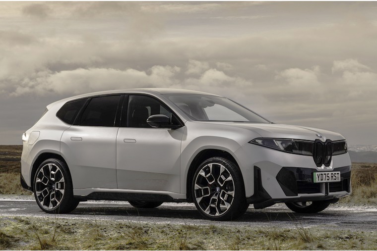 BMW iX3 Review 2026 (Neue Klasse) | BMW&rsquo;s bold electric reset has landed
