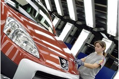 Once doomed, French car makers now have plenty to smile about