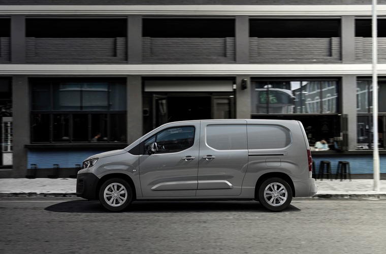 Peugeot e-Partner revealed