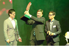 Porsche Panamera E-Hybrid named China Green Car of the Year 2014