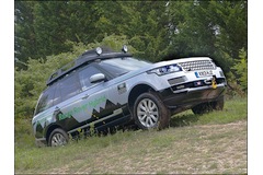 Range Rover Hybrid cuts CO2 by 26%, coming early 2014