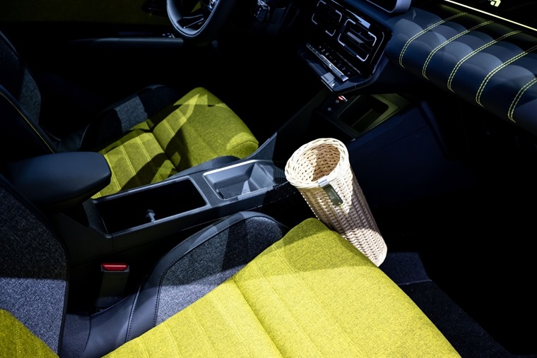 Renault 5 baguette holder