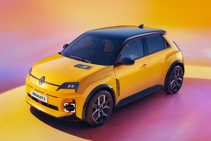 Production Renault 5 EV finally uncovered