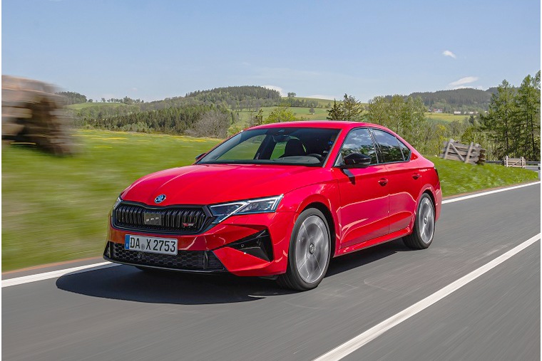&Scaron;koda Octavia vRS: 25 years of performance, perfected