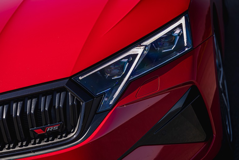SKODA-1110_Leasingcom-Assets_June_Octavia-VRS_Image_6