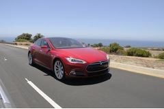Tesla CEO asserts Model S is safe, following vehicle fire