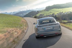Tesla shaken by third Model S fire