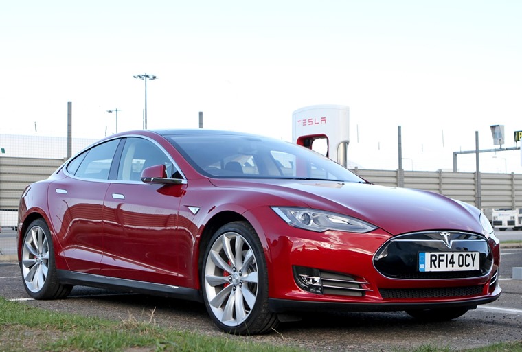 Tesla Model S lease deals, range, charge times