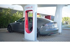 Tesla to expand European supercharger network