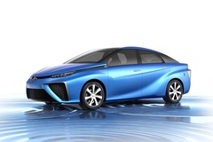 Toyota to bring hydrogen car to market in 2015