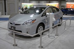 Toyota reduces price of Prius Plug-in Hybrid