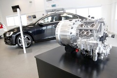 Volvo tests Flybrid KERS technology