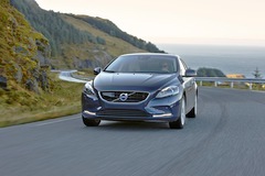 Volvo V40 gains new Drive-E fuel efficient engines