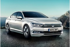 Volkswagen reveals eco-friendly Passat BlueMotion
