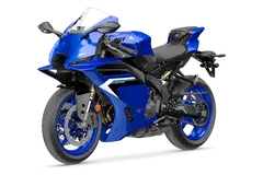Yamaha R9